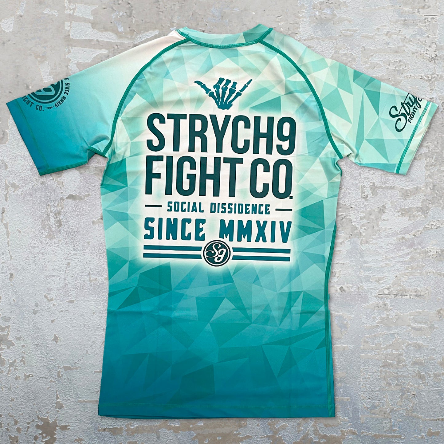 I CHOKE BOYS II • Rash Guard